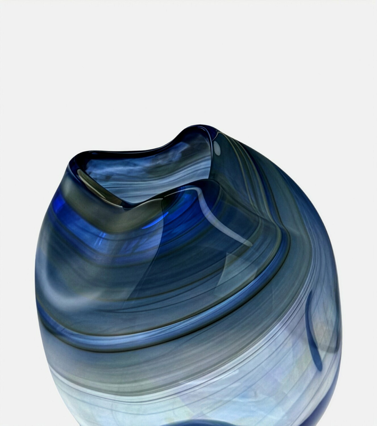 Alexa Lixfeld Komet glass vase