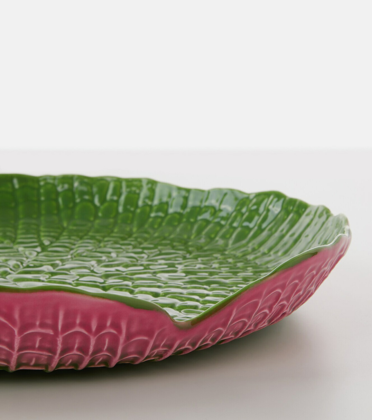 Bordallo Pinheiro Amazónia earthenware platter