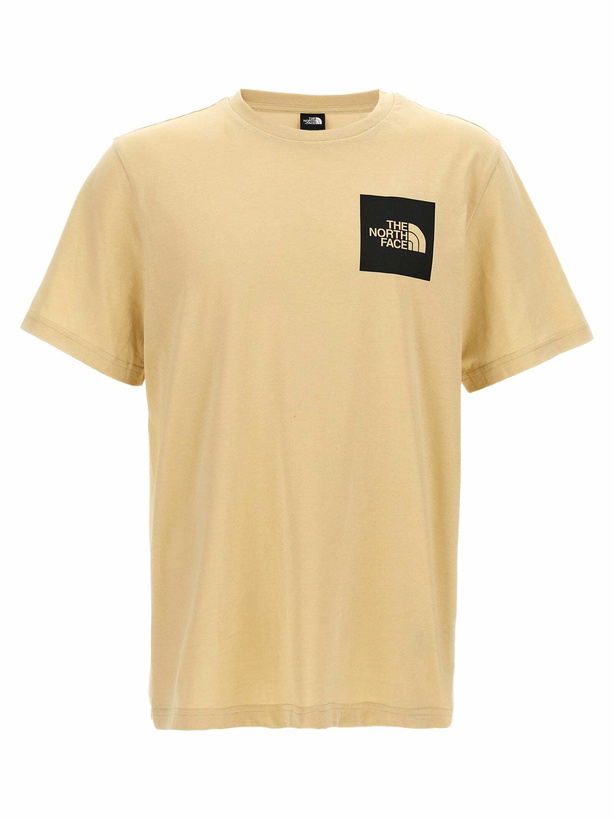 Photo: The North Face fine T-shirt