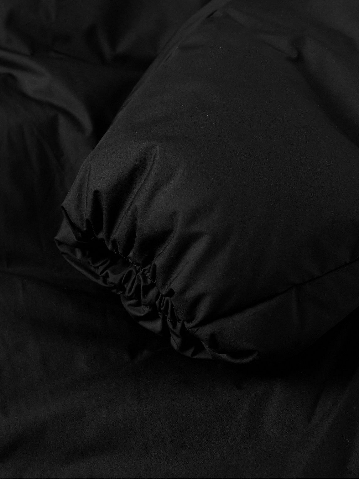 Amomento - Quilted Shell Hooded Down Jacket - Black AMOMENTO