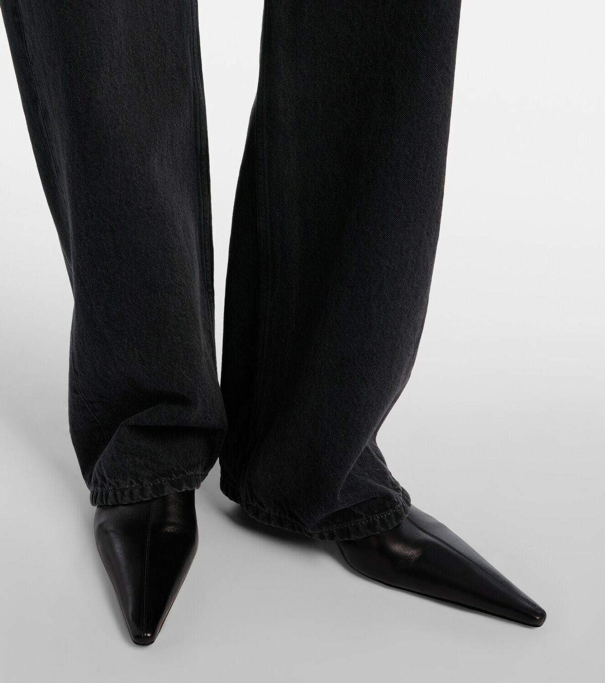 Saint Laurent Jill leather ankle boots