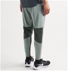 Nike Running - Phenom Elite Slim-Fit Tapered Mesh-Panelled Stretch-Jersey Sweatpants - Gray