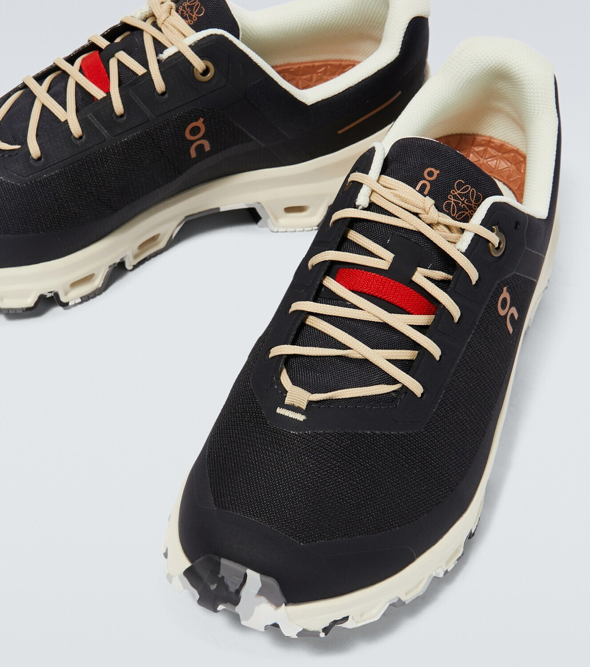 【驚きの破格値】Loewe X On Cloudventure Running Shoes 靴