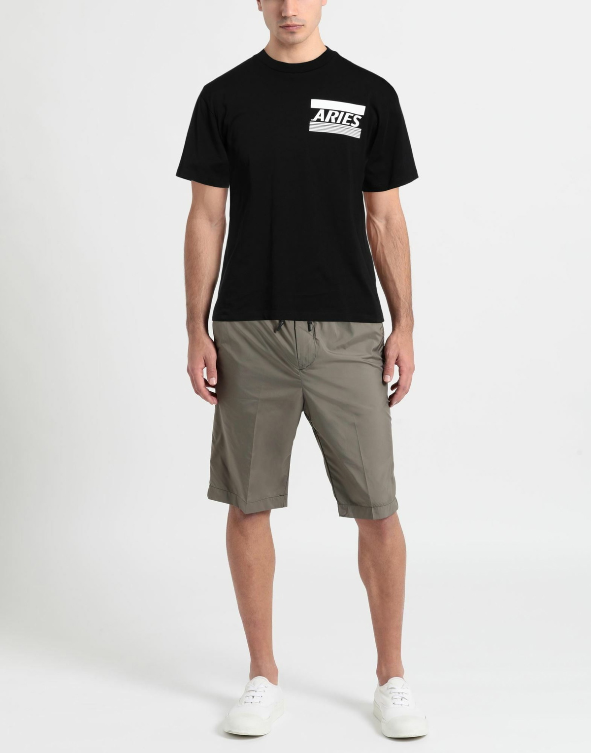 Aries Mens T-shirt in Black