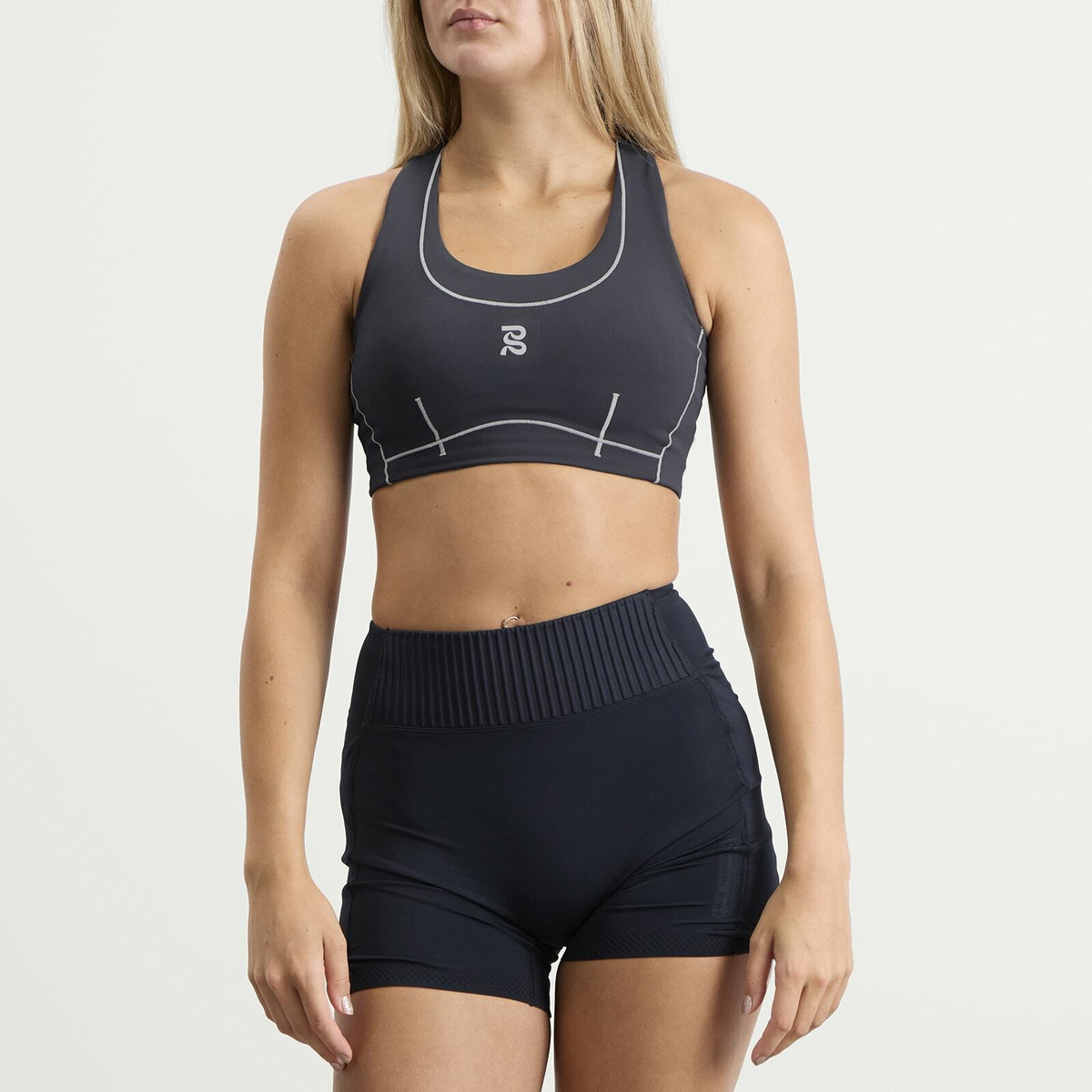 Bandit Women's Stamina™ Pop Stitch™ Arco Bra in Anthracite/Plaster
