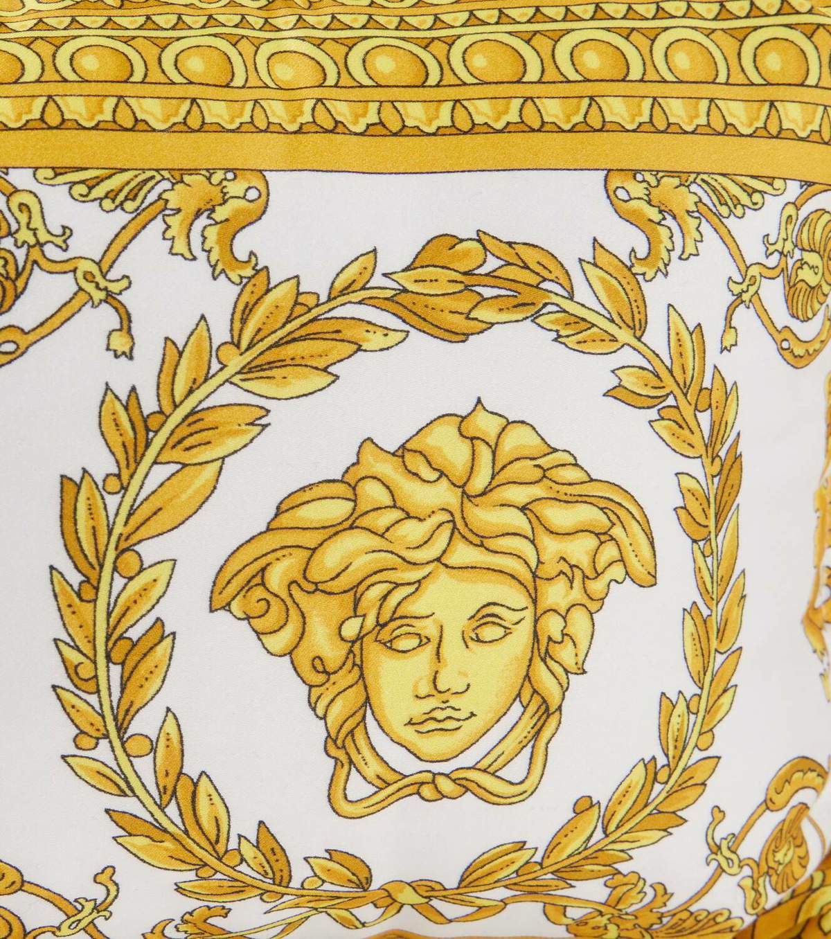 Versace Home I ♡ Baroque dog bed