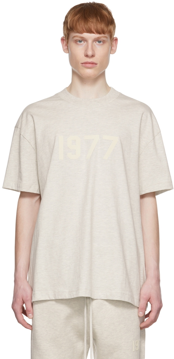 Fear of God ESSENTIALS Off-White 1977 T-Shirt Fear Of God Essentials