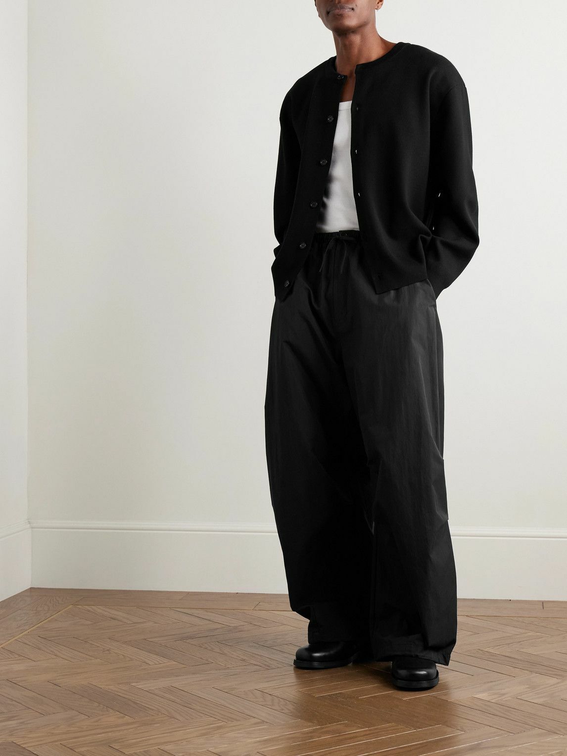 Amomento - Knitted Cardigan - Black