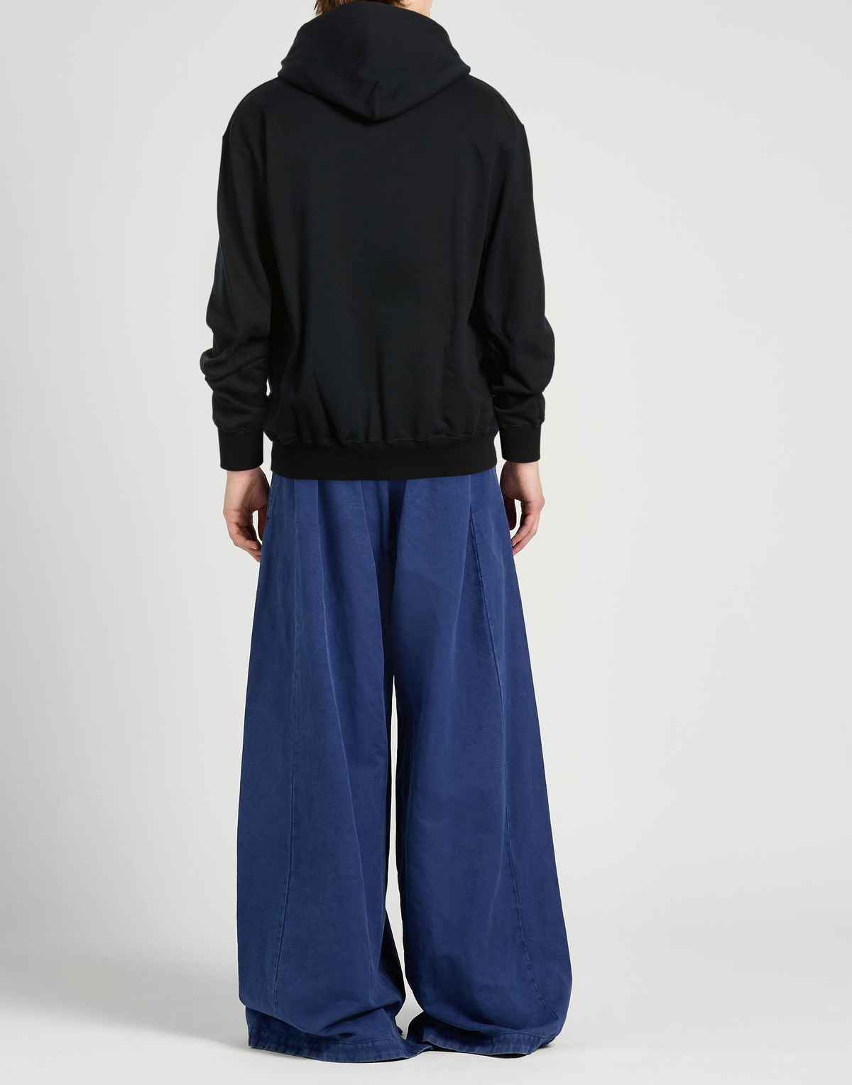 Toga Mens Sweatshirt in Navy