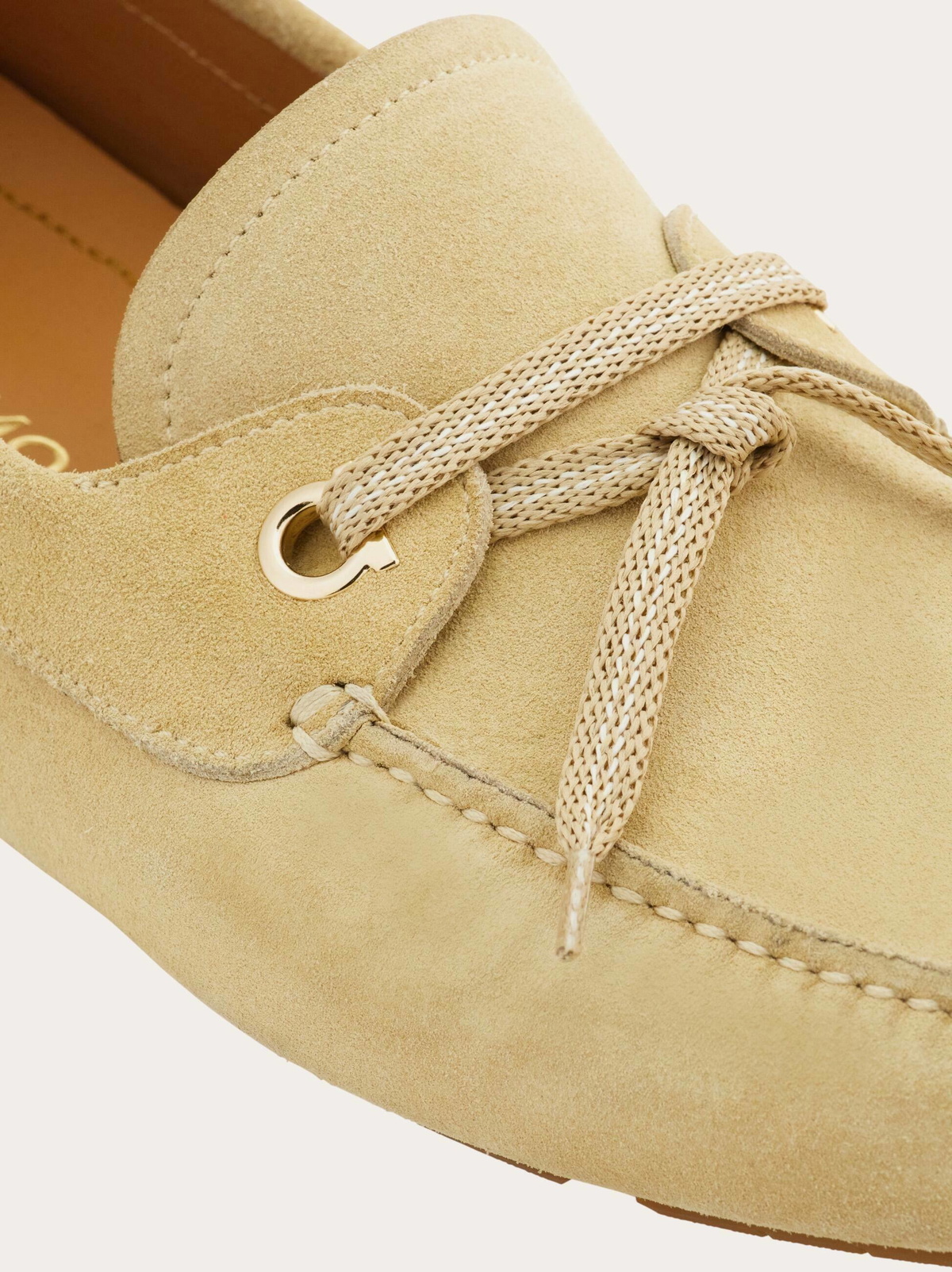 Ferragamo Mens Laced driver in Beige
