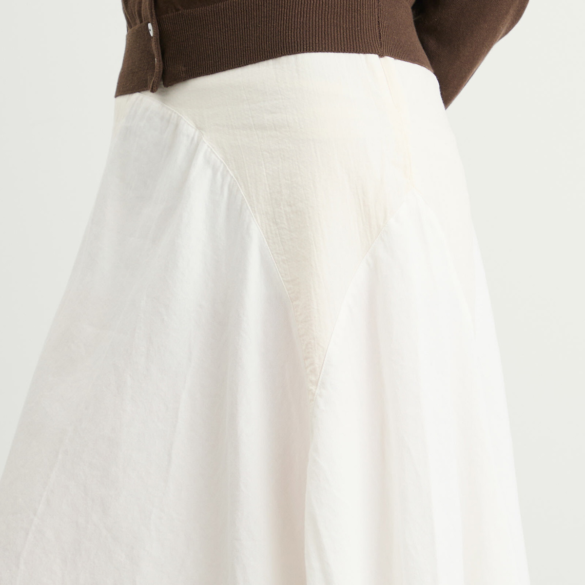 Kijun Women's Seashore Flared Skirt in Off-White