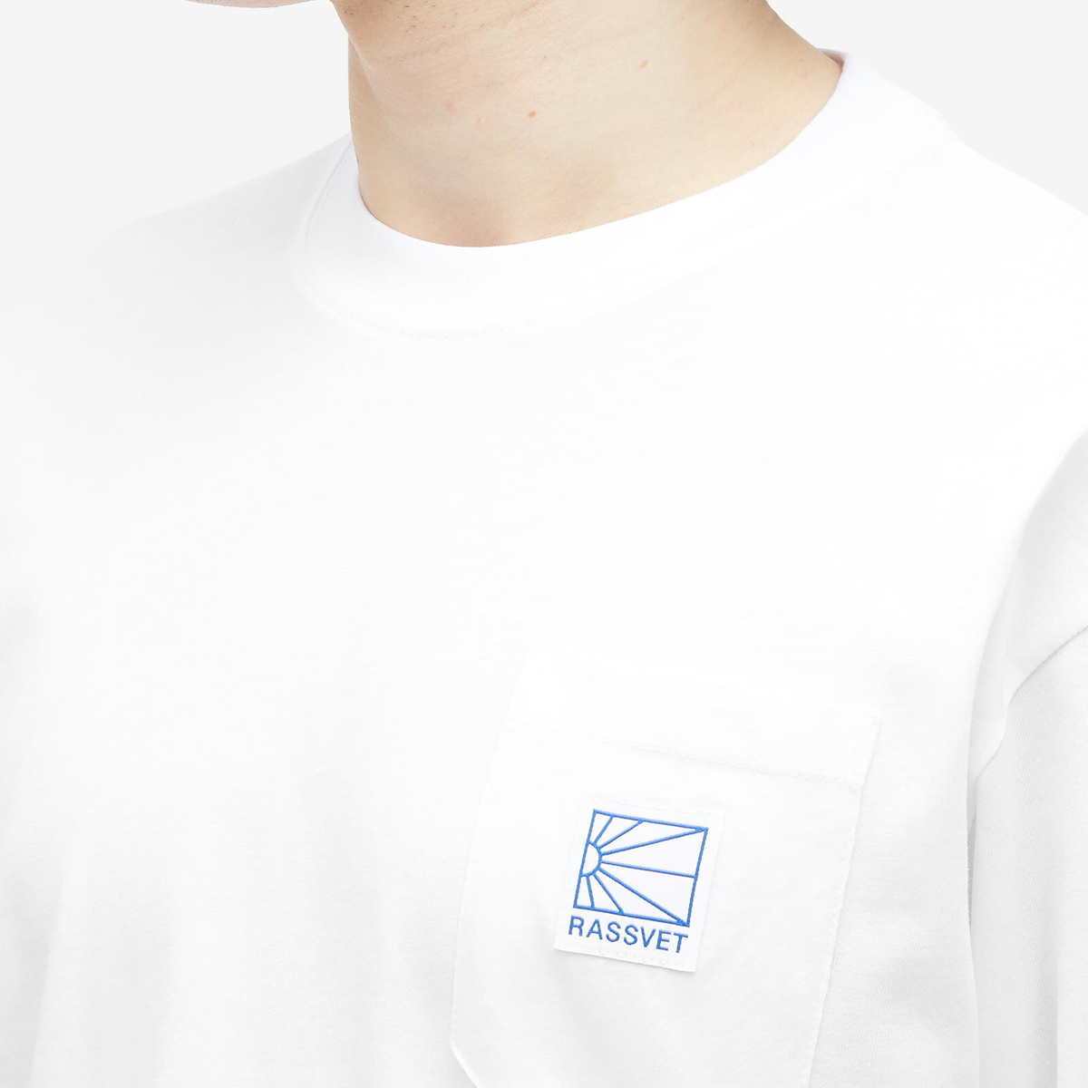PACCBET Men's Pocket Tag Long Sleeve T-Shirt in White