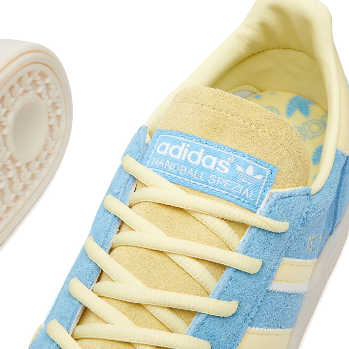 Adidas HANDBALL SPEZIAL Sneakers in Semi Blue Burst/Almost