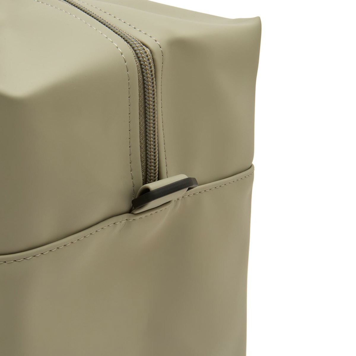 RAINS Trail Gym Bag in Drift 