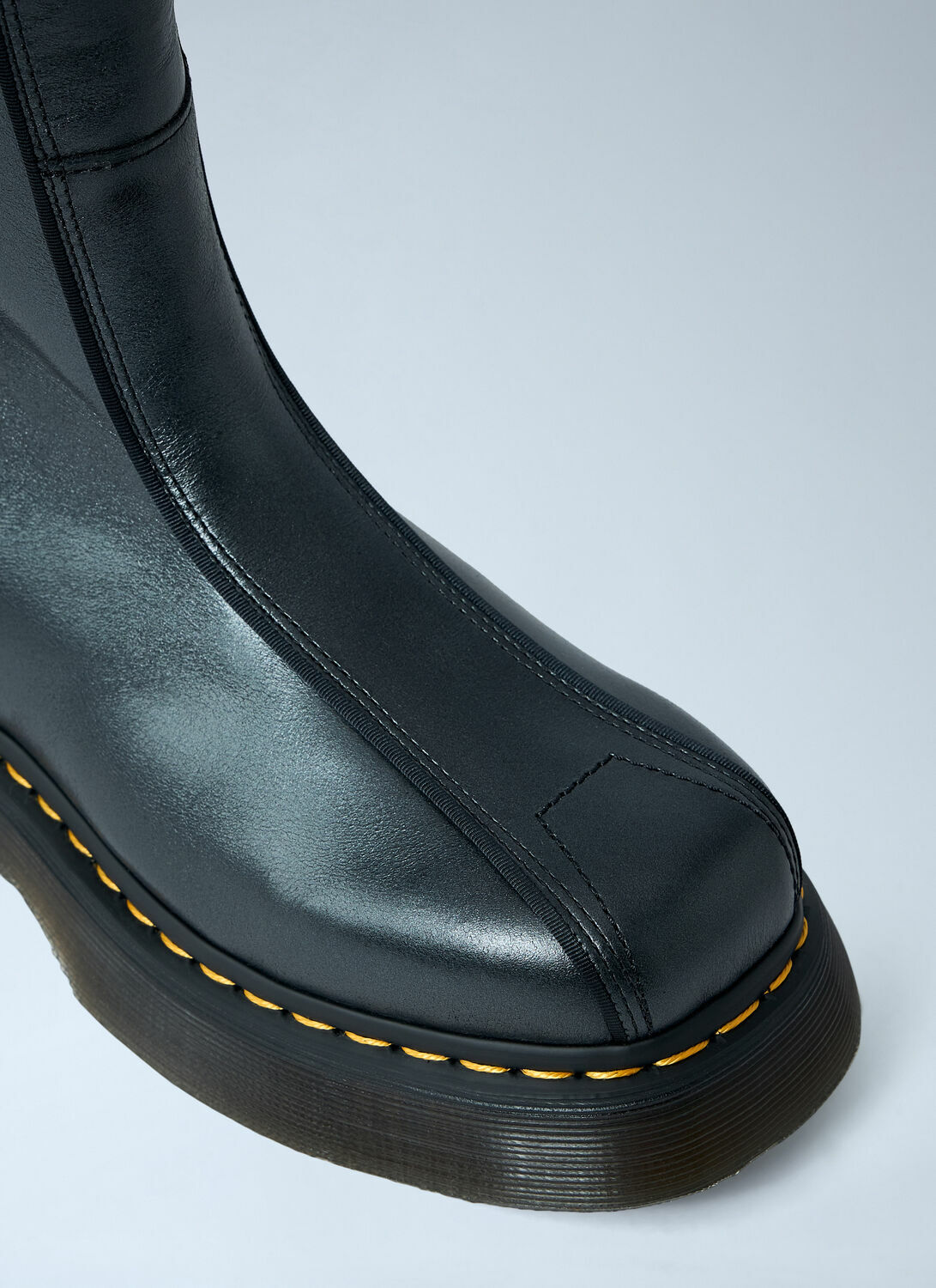 Dr. Martens Buzz Hi High Boot