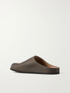 Common Projects - Leather Clogs - Brown