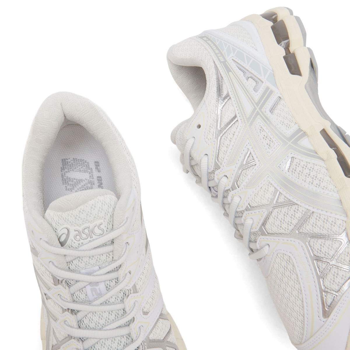 Asics Gel-Kayano 20 in White/Pure Silver