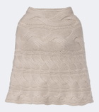 Lisa Yang Cable-knit cashmere poncho