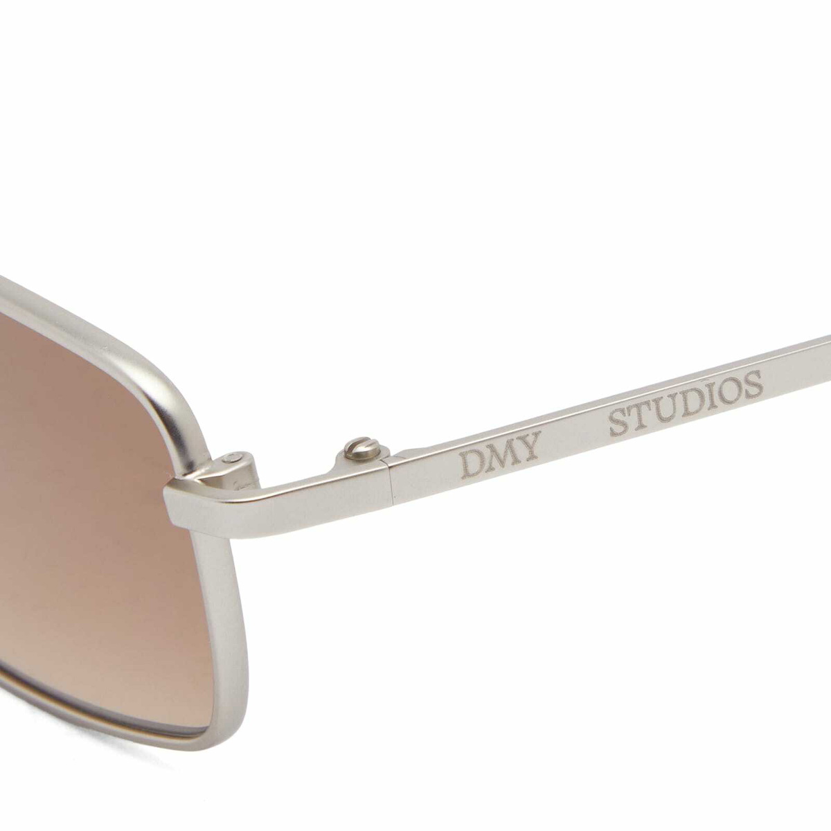 DMY Studios Women's Olsen Sunglasses in Gradient Brown 