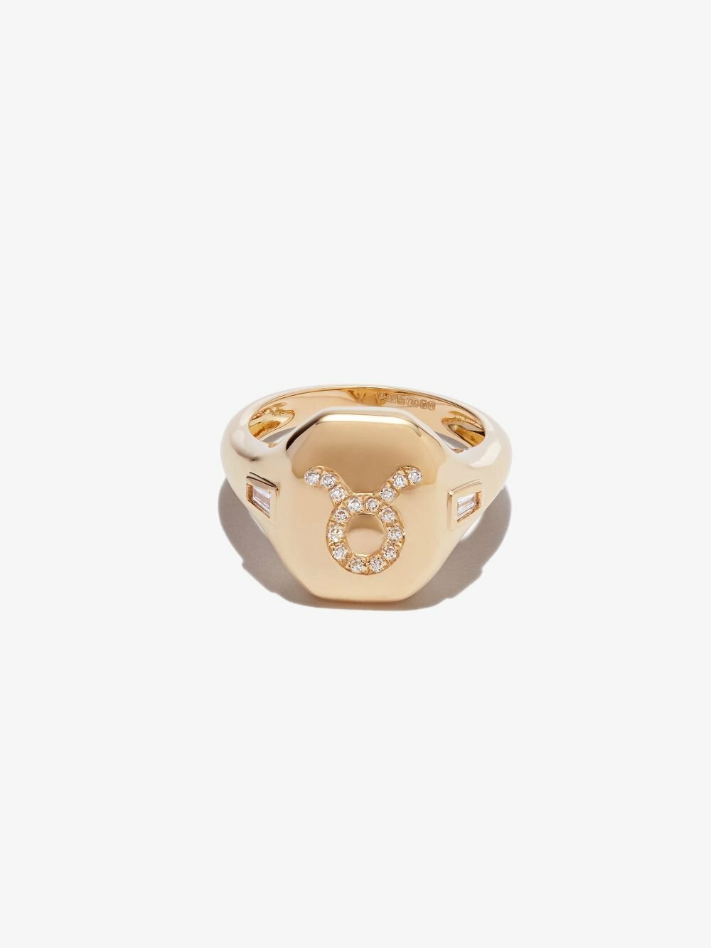 SHAY 18K Yellow Gold Taurus Diamond Signet Ring