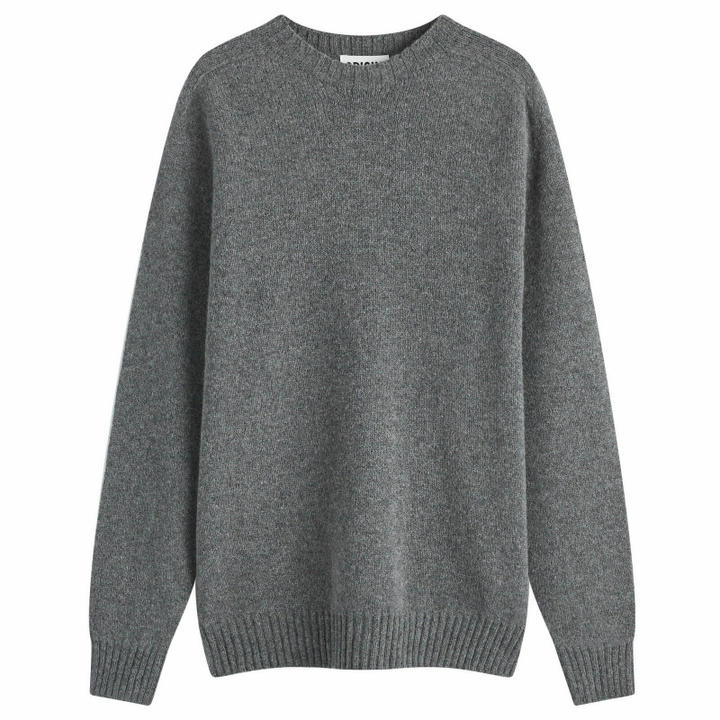 Photo: Country Of Origin Men's Geelong Seamless Knit Jumper in Grey