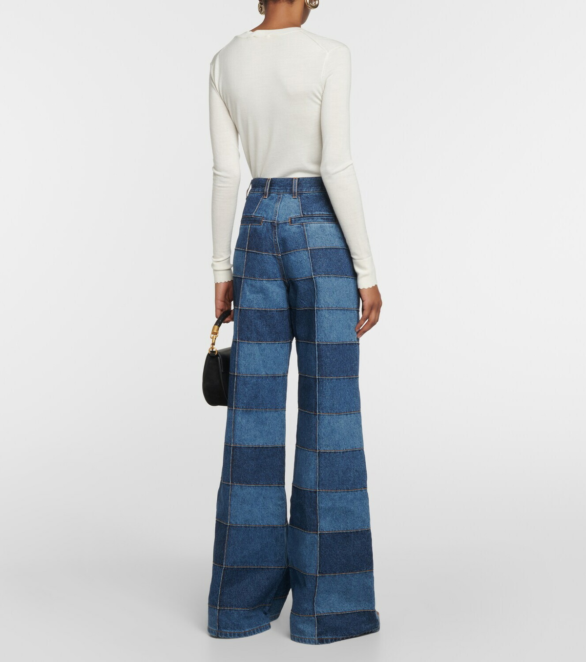 【関税込み】CHLOE Patchwork jeans Patchwork cropped flared jeans in blue - Chloe | Mytheresa