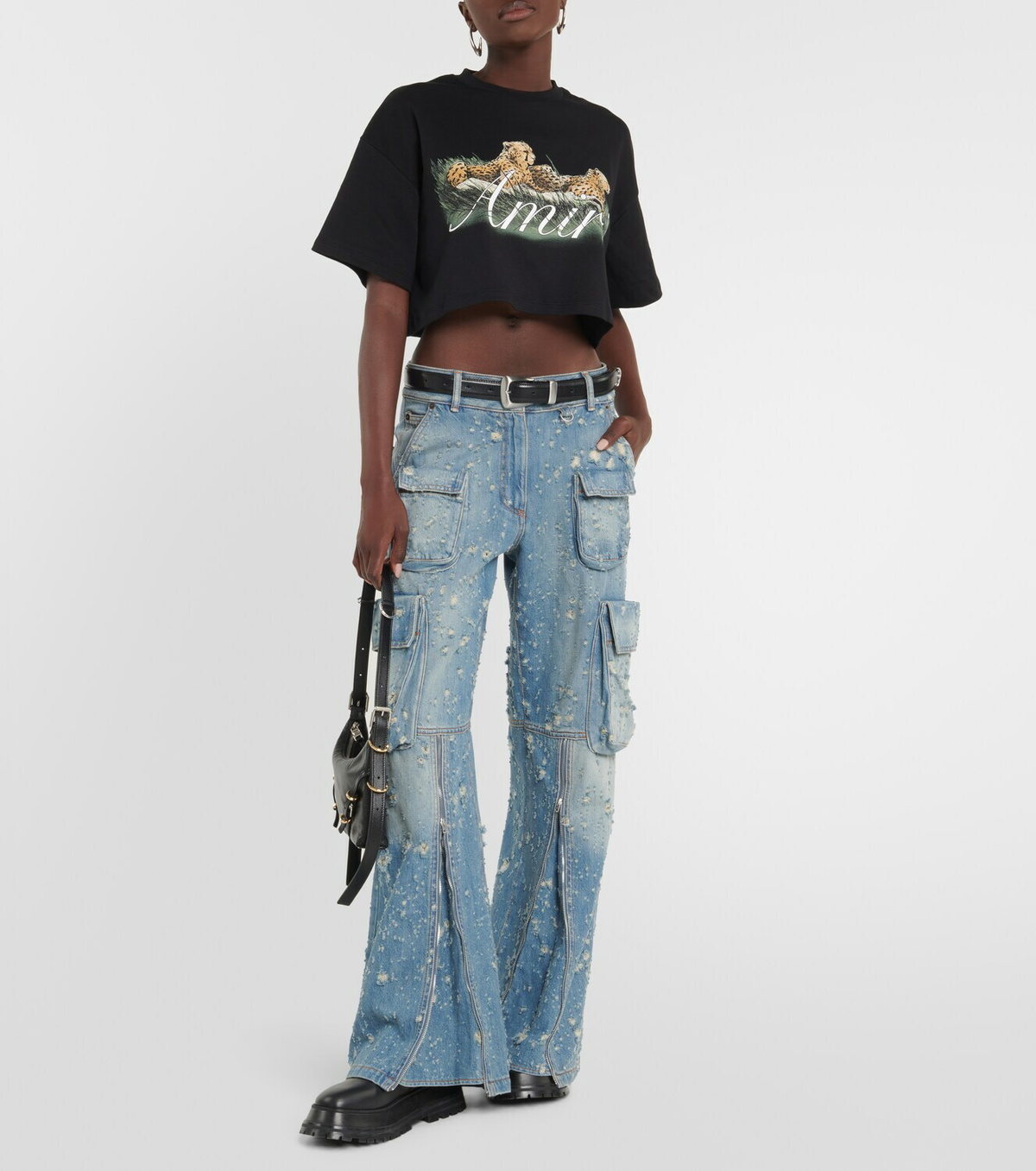 【AMIRI】レディース クロップドT ホワイト Made in Italy White Starburst Cropped T-shirt by AMIRI on Sale