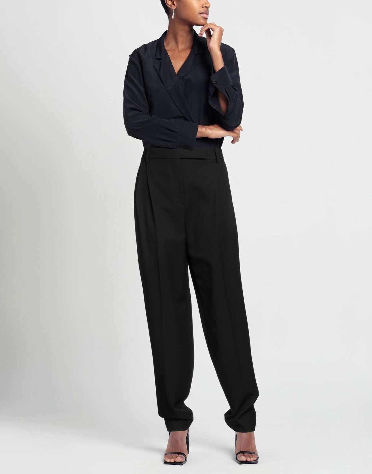 Partow Womens Pants in Black