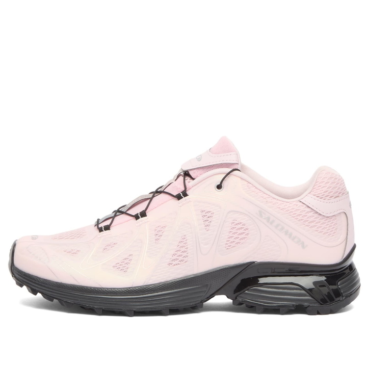 Photo: Salomon Women's XT-WHISPER VOID Sneaker in Icy Pink/Black/Ftw Silver