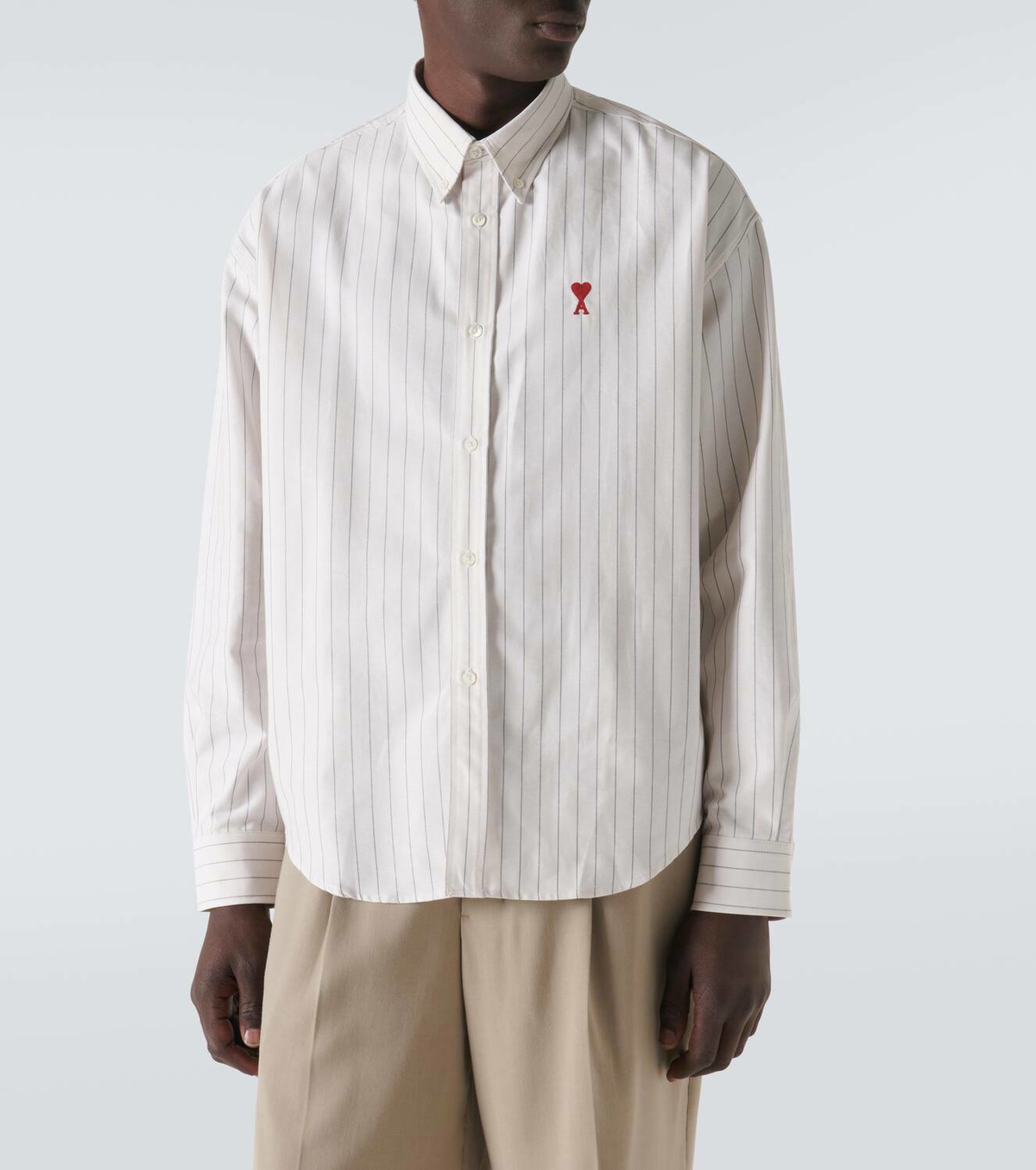シャツ AMI PARIS AMI DE COEUR SHIRT IN STRIPED OXFORD COTTON Gray & White Cotton Button-Down Ami de Coeur Shirt by AMI