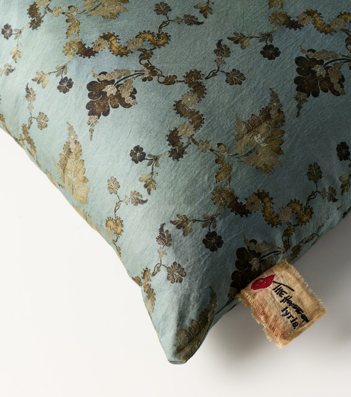 The House of Lyria Godolia cushion