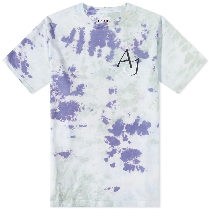 Photo: Air Jordan Men's Tie Dye T-Shirt in Ocean Cube
