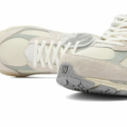 New Balance M2002REK Sneakers in Linen