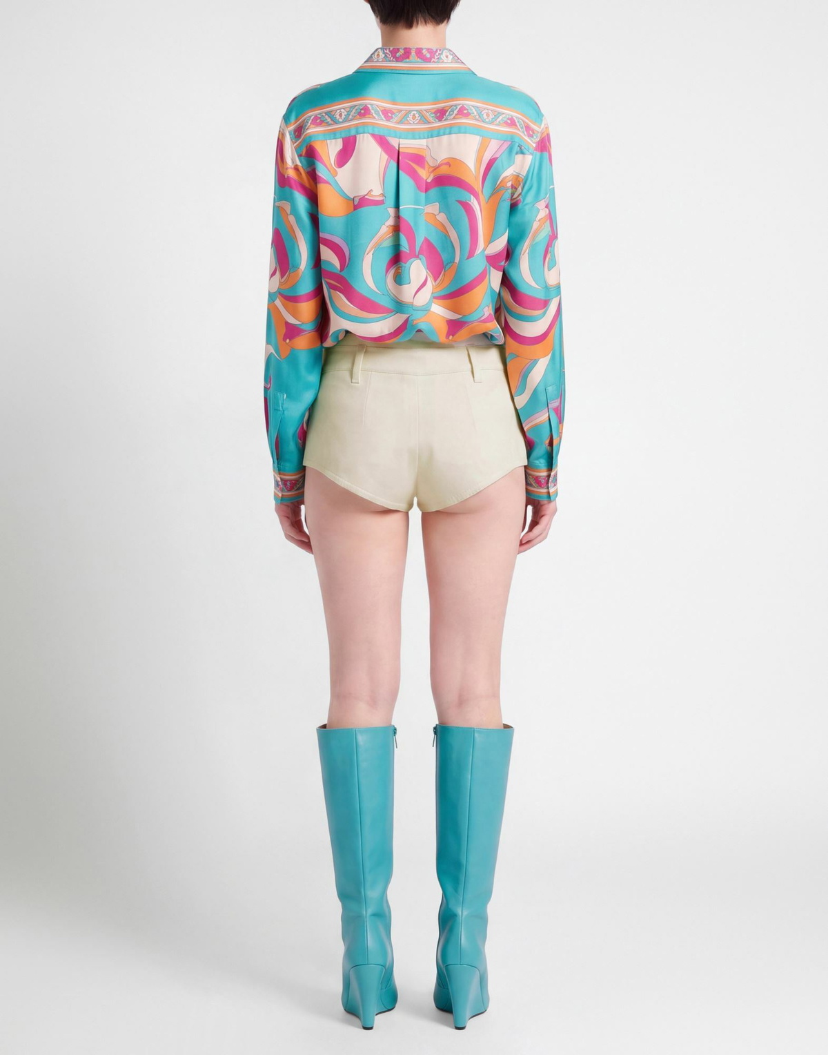 Pucci Womens Shorts & Bermuda Shorts in Black