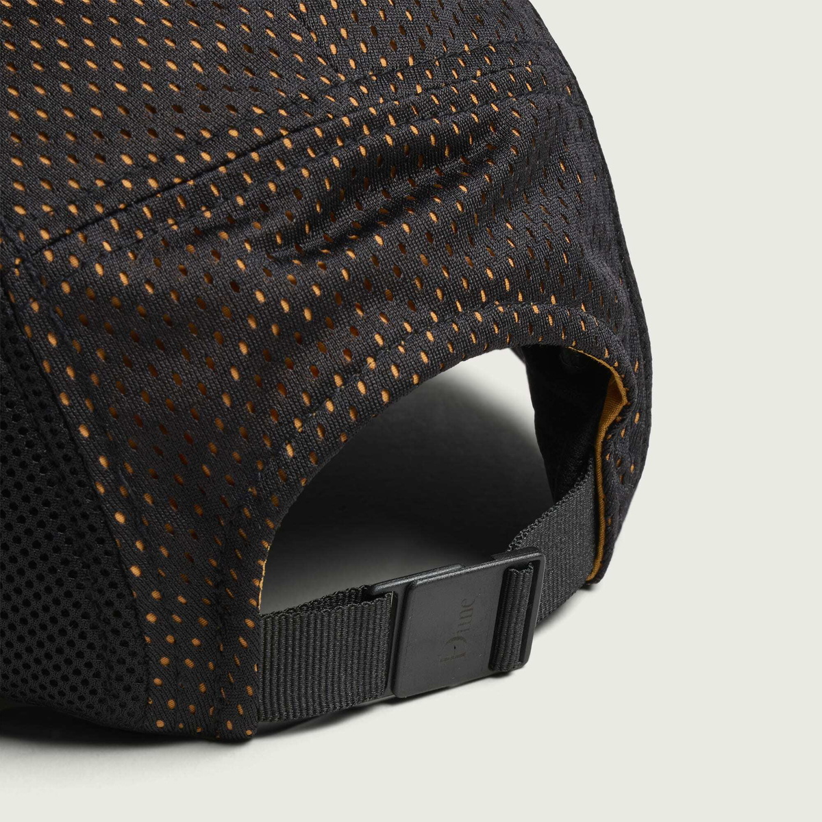 Dime Men's Classic Mesh Cap in Black