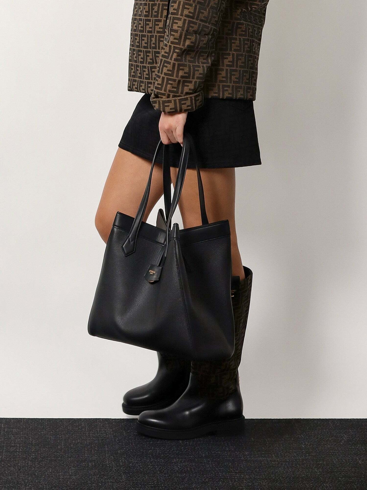 Fendi Origami Large Black Womens Shoulder Bag Fendi