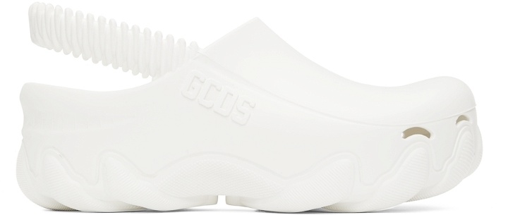 Photo: GCDS White IBEX Slippers