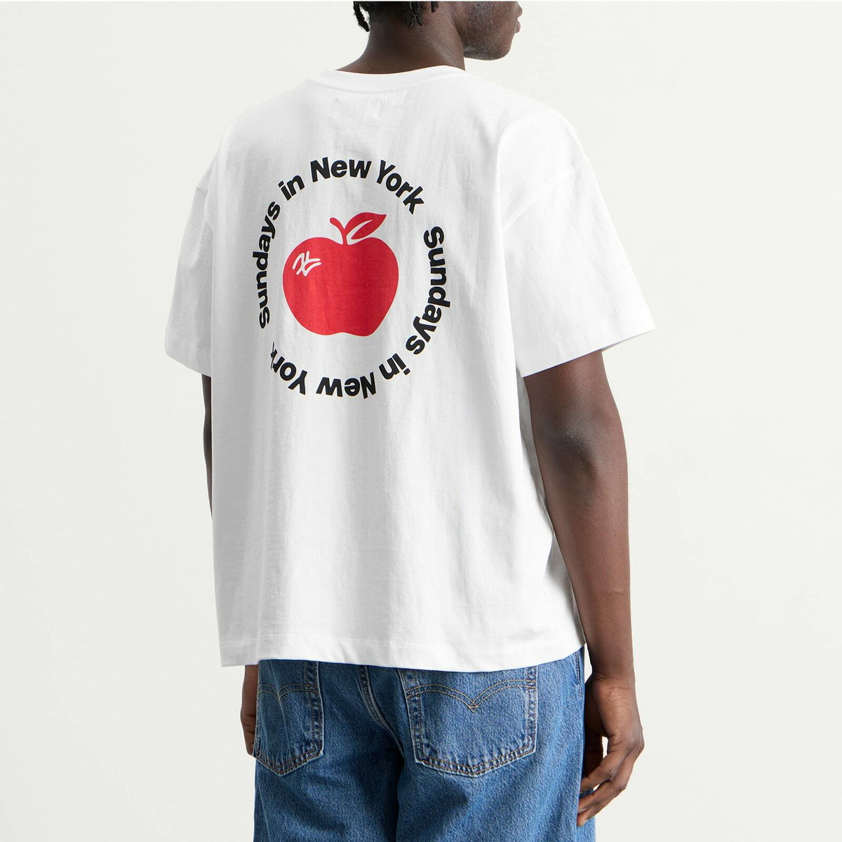 Sundays Men's Apple T-Shirt in White