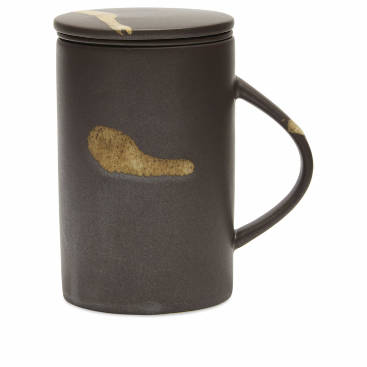 Photo: ferm LIVING Koyo Tea Mug with Infuser Set in Dark Brown/Buff 