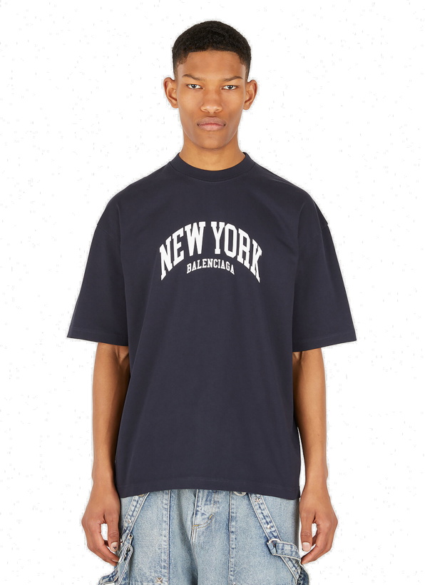 Photo: New York Medium Fit T-Shirt in Dark Blue