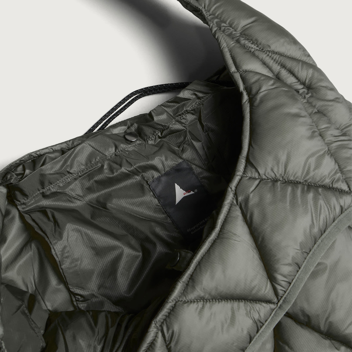 ROA Men's Nuna Packable Bag in Black