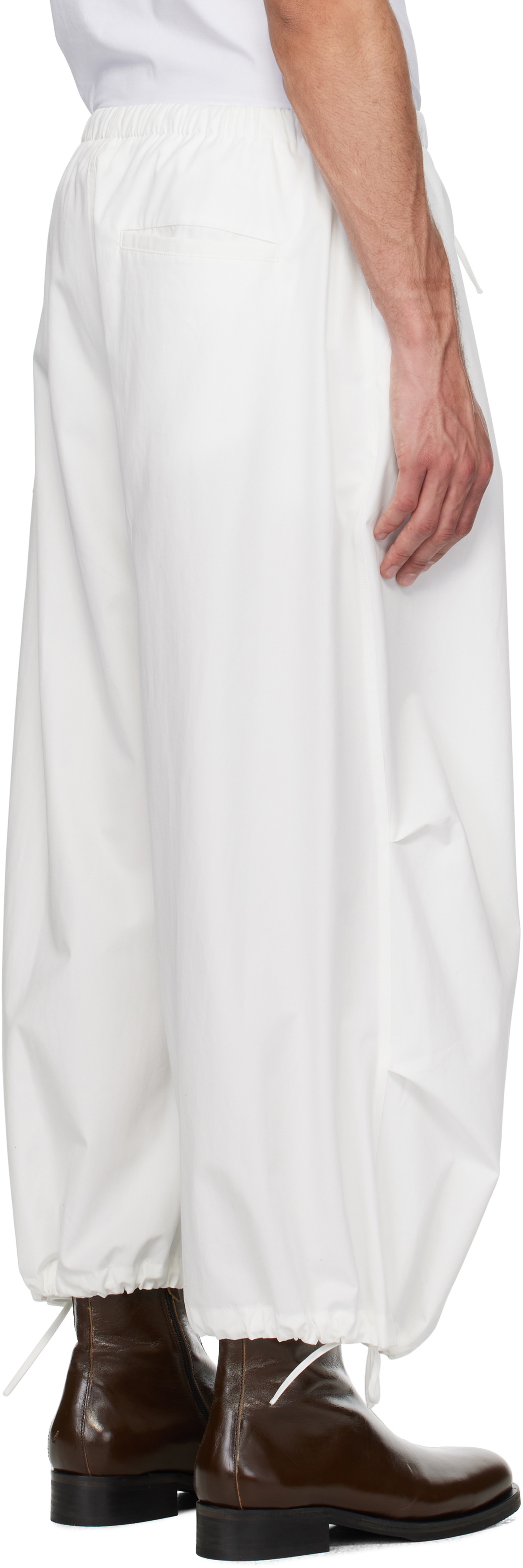 AMOMENTO White Drawstring Capri Trousers