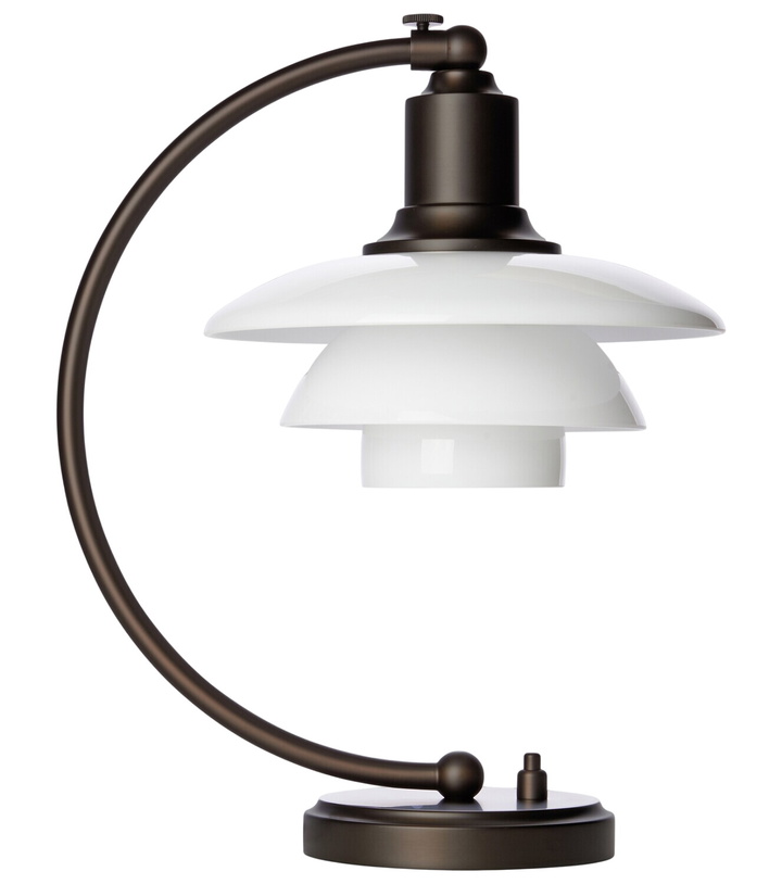 Photo: Louis Poulsen Dune 02 S table lamp by Poul Henningsen (EU plug)