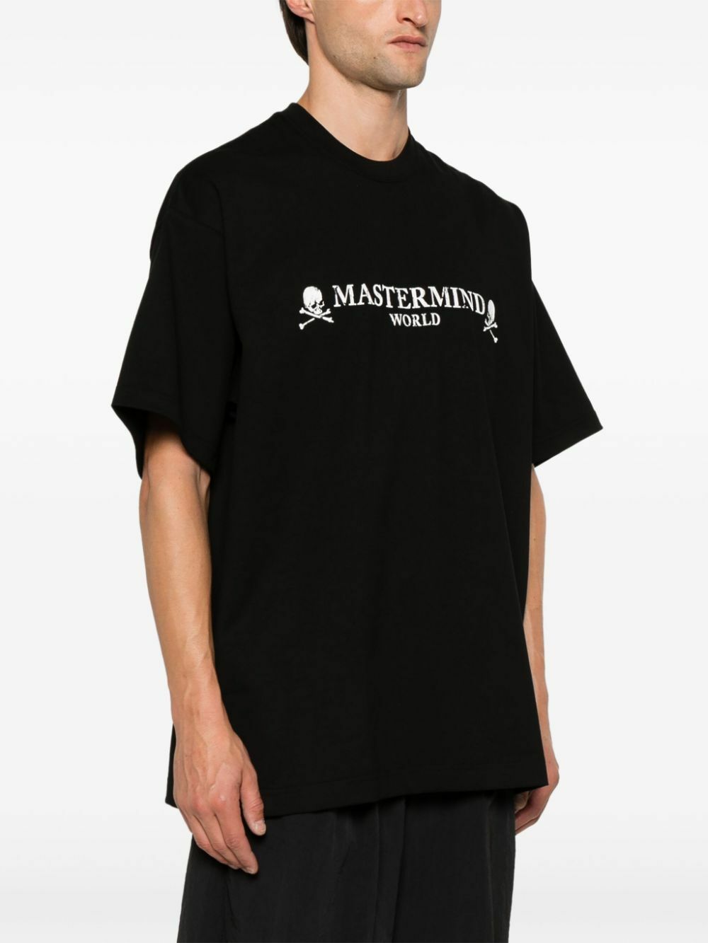 Mastermind World Logo-Print T-Shirt MASTERMIND WORLD
