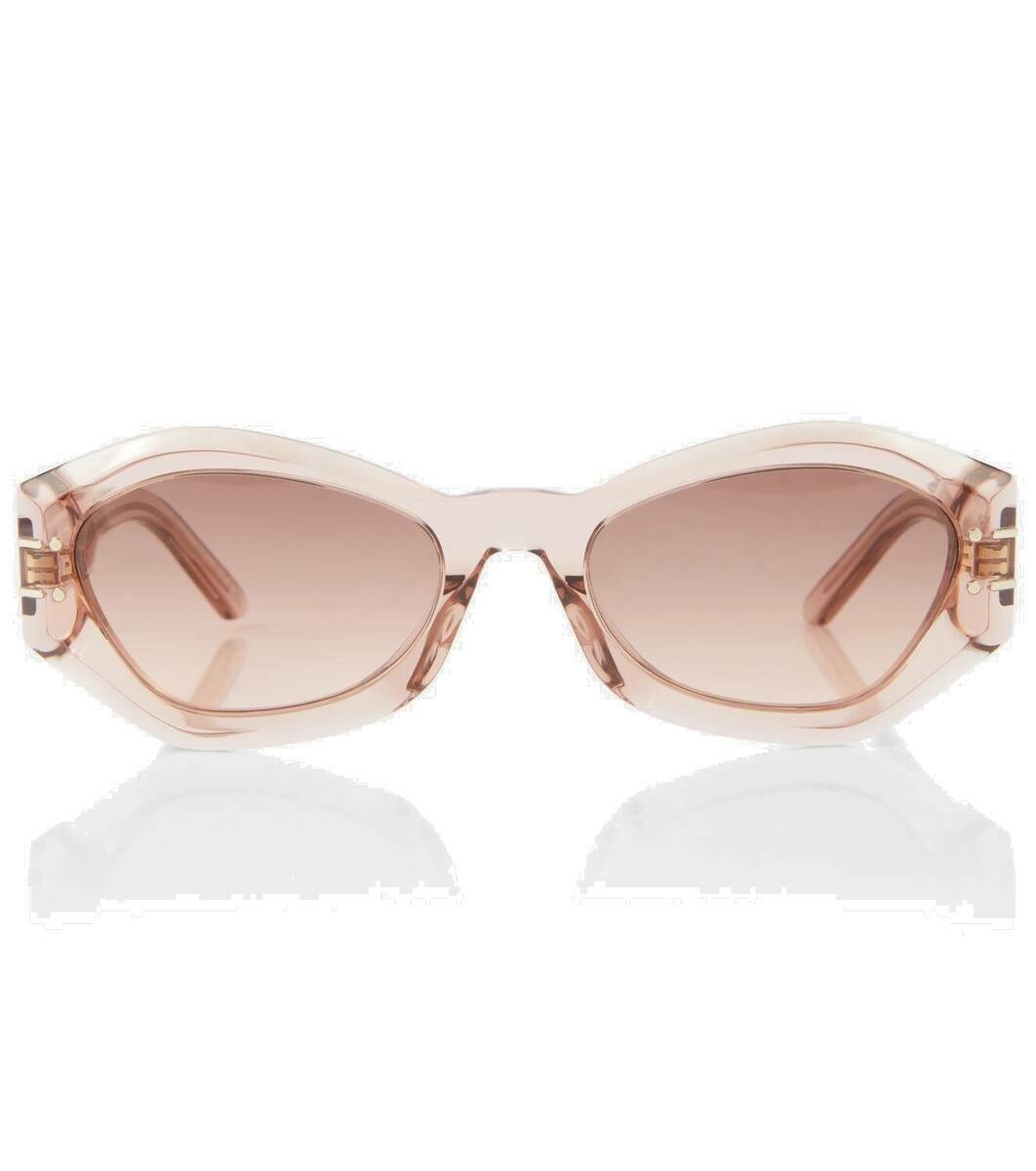 Photo: Dior Eyewear DiorSignature B1U sunglasses