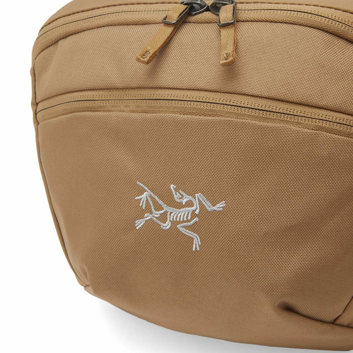Arc'teryx Men's Mantis 2 Waist Pack in Canvas Arc'teryx