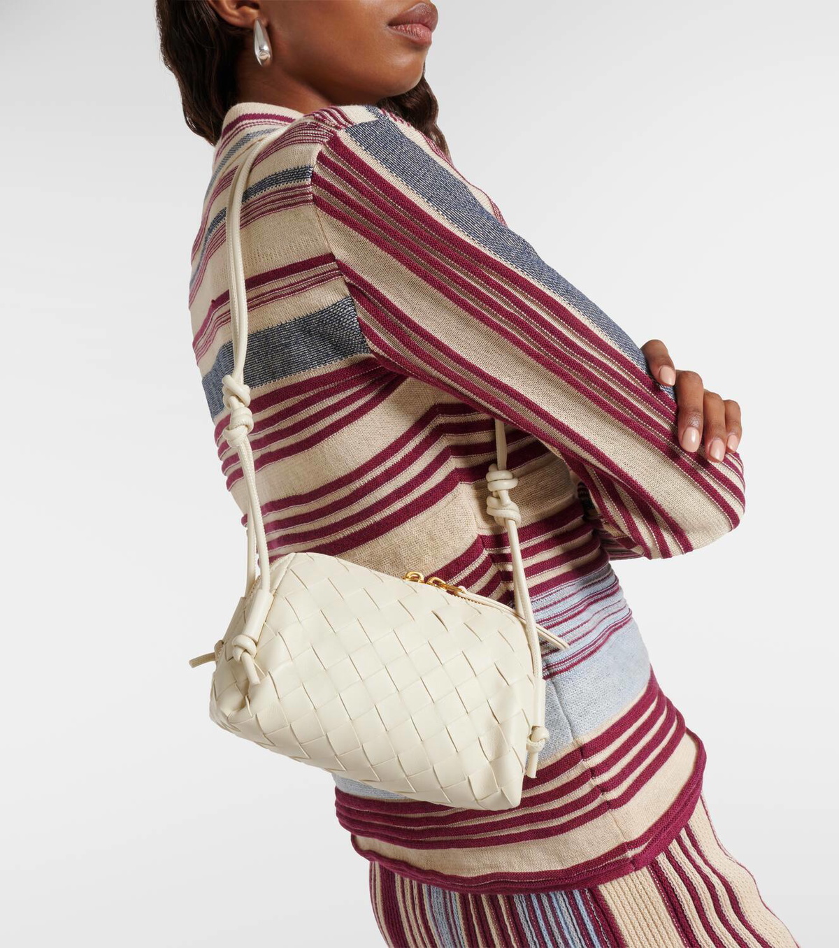 【関税&送料込】Bottega Veneta Sand Leather Concert Crossbod Bottega Veneta Mini Concert Intrecciato Leather Crossbody