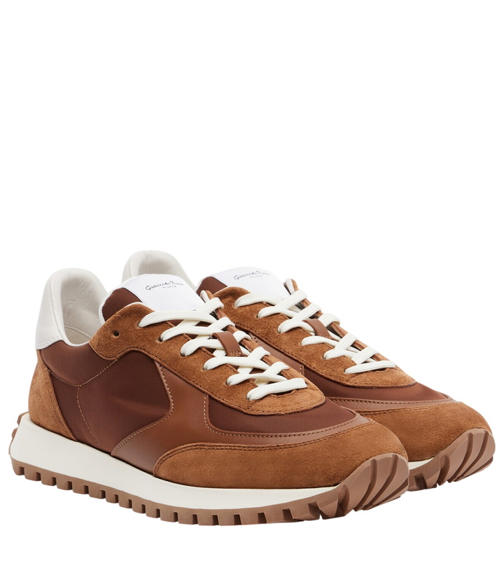 Photo: Gianvito Rossi Gravel leather and suede sneakers