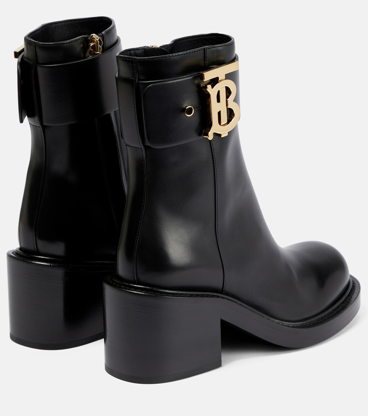 【送料&関税込】Burberry Black Leather Ankle Boots BURBERRY Leather Chelsea boots | NET-A-PORTER