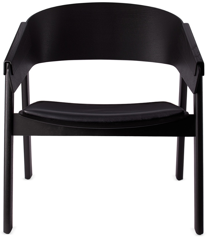 Photo: Muuto Black Leather Cover Lounge Chair